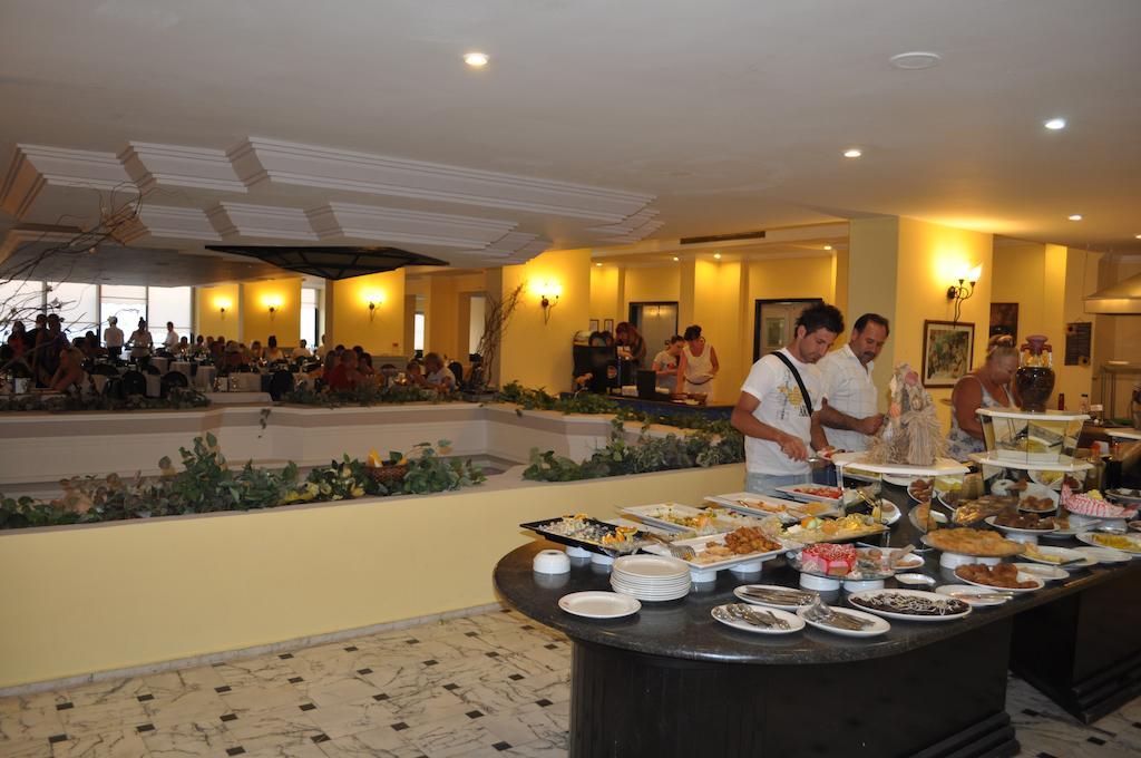Grand Ozcelik Hotel Kuşadası